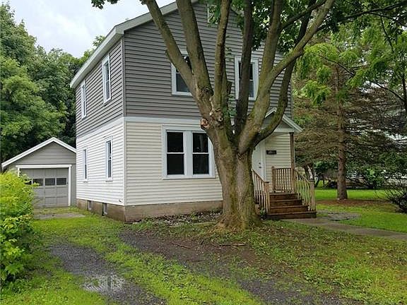 3rd image of 117 Hutchinson Ave