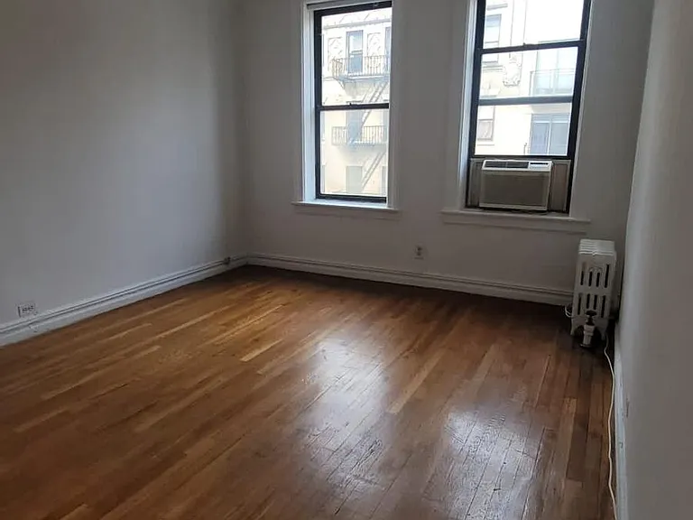 222 E 82nd St #5C — Photo 3