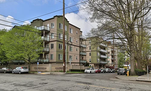 Charbonneau Apartments Photo 1