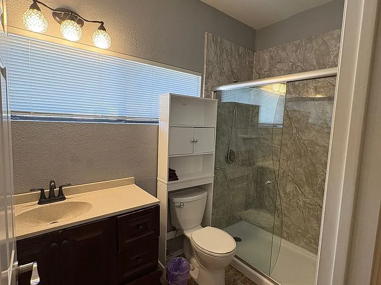 7035 W Morrow Dr — Photo 14