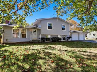 12 Malcolm Rd, York, ME 03909