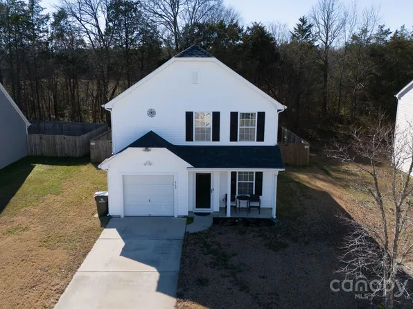 569 Gentle Breeze Ln, Rock Hill, SC 29730