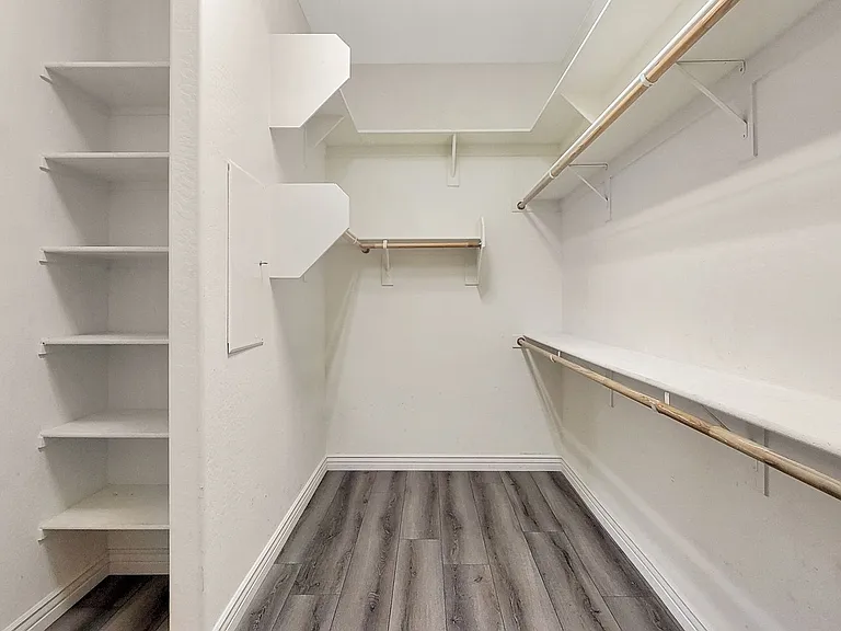 18617 W Williams St — Photo 20