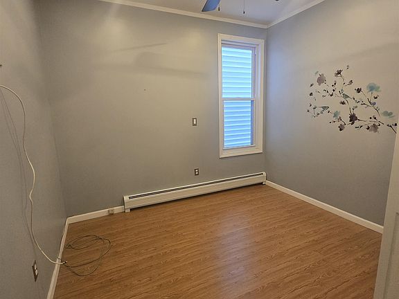 5th image of 1301 27th St Floor 1