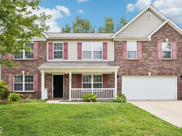 6783 Hampshire Dr, Zionsville, IN 46077