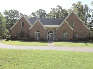 1683 Cedar Ridge Dr, Hernando, MS 38632