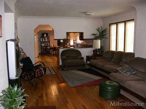 5th image of 146 Spencer St