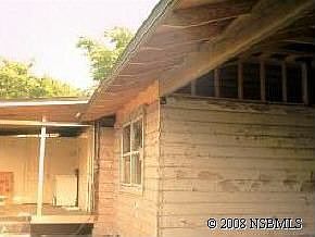 5th image of 218 E Halifax Ave