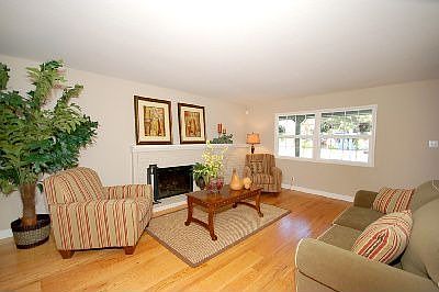 Gorgeous, Refinished Oak Plank Floors