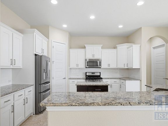 5th image of 3805 Hidden Harbor Dr
