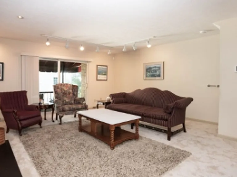 804 Fairways Dr #1 — Photo 5