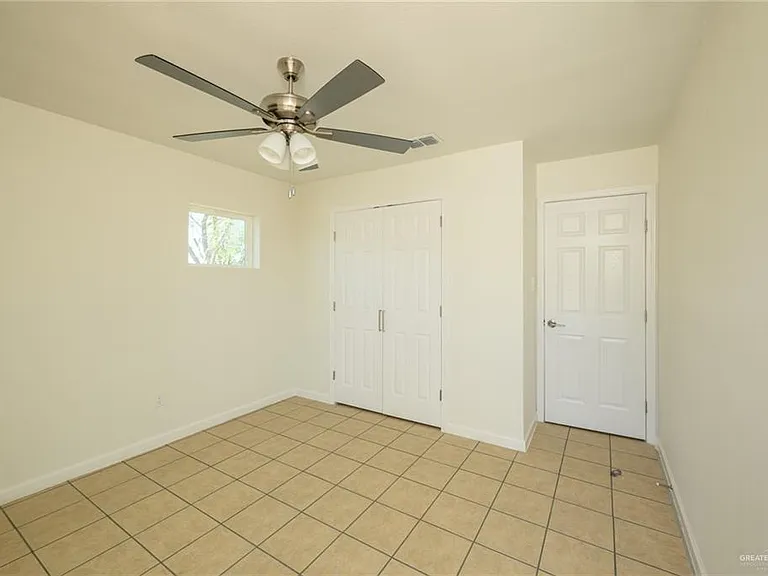1823 Warren St — Photo 12
