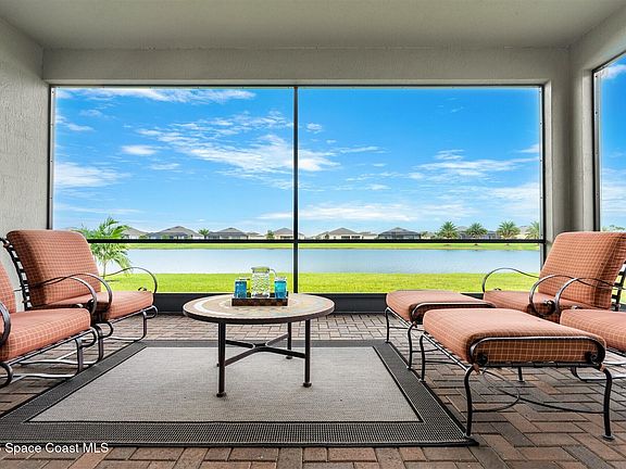 4th image of 2718 Millennium Cir