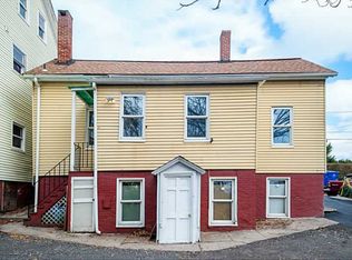 17 South St, Pawtucket, RI 02860