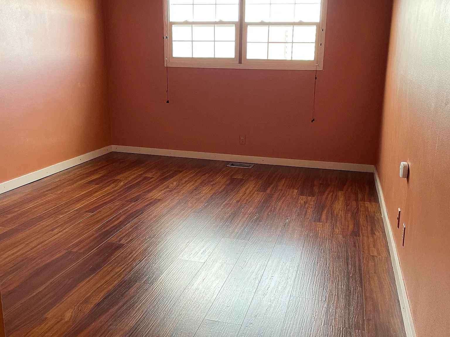 3 bed, 1265 sqft, $1,300 — Photo 4
