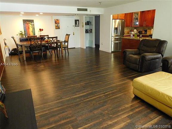 5th image of 671 NE 195th St APT 229E