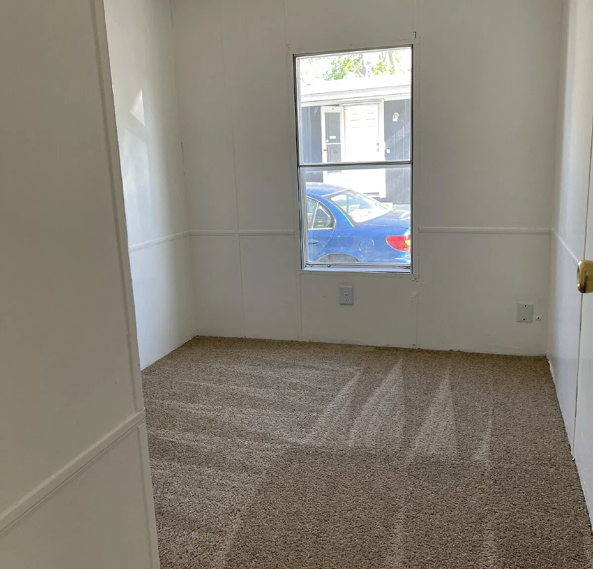 3 bed, 2.0 bath, 1216 sqft, $1,795 — Photo 3