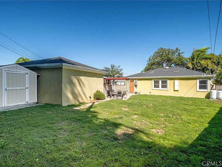 2815 Barkley Ln — Photo 3