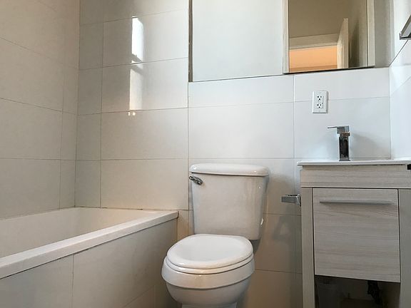 4th image of 226 66th St APT 15E