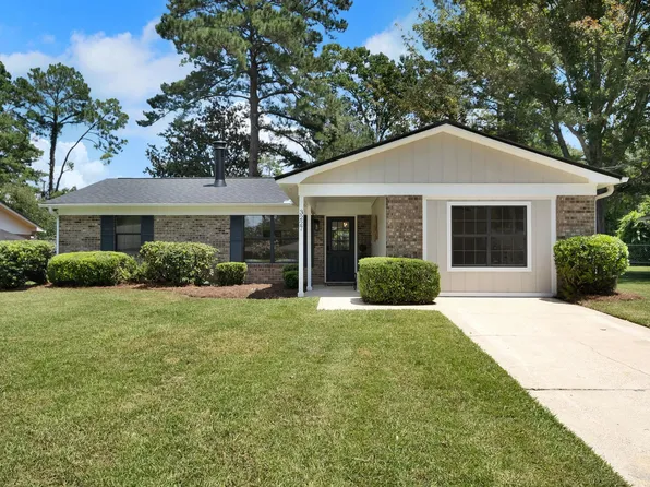 3227 Varnell Dr, Tallahassee, FL 32309