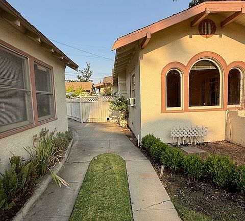 5th image of 2211 N Van Ness Blvd #2215
