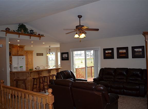 4th image of 3416 White Pine St