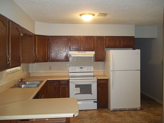 4th image of 3701 Dorset Way