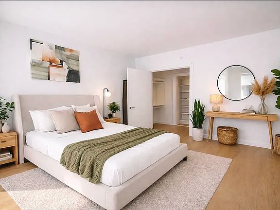 5th image of 158 Lott St #740D