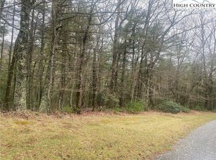 Eagles Nest Ln, Glade Valley, NC 28627