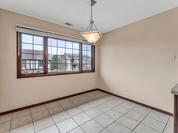 5th image of 7920 W Lakeview Ct APT 2A