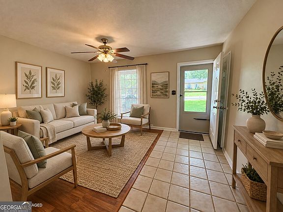 2nd image of 2892 Haddon Dr