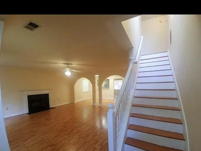 5350 Signal Ct — Photo 16