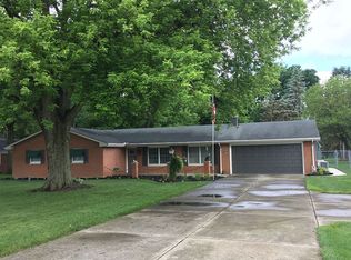 9460 Country Club Rd, Piqua, OH 45356