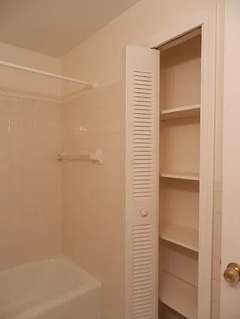 3900 Post Rd #102-40 — Photo 13