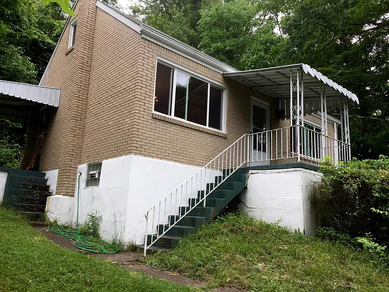 3927 Foster Rd — Photo 3
