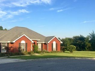 660 Farmington Rd, Pensacola, FL 32504