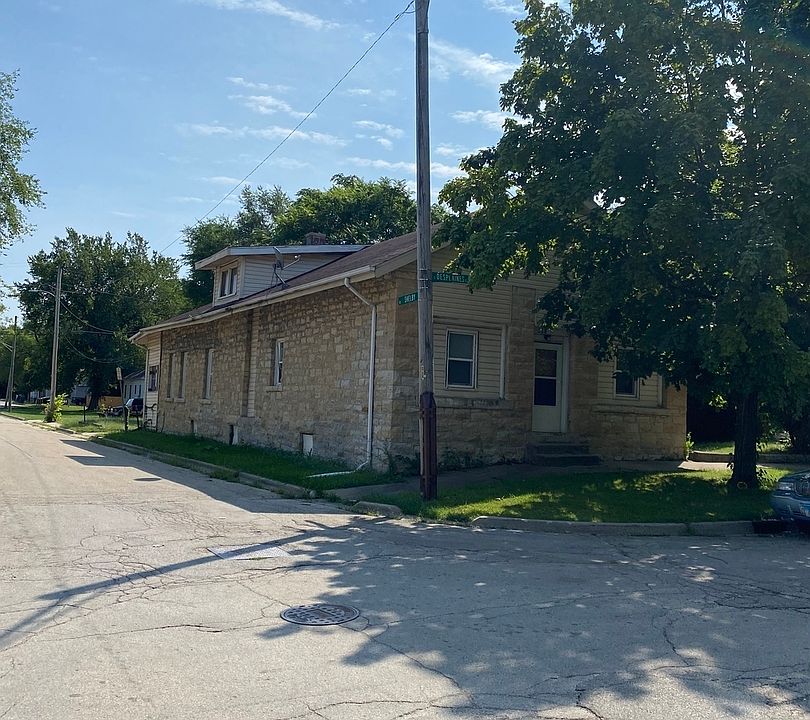 1st image of 514 S Des Plaines St