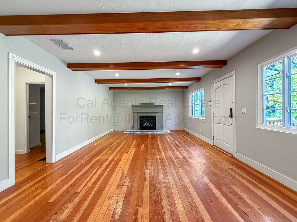 1st image of 7352 Saroni Dr