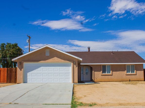 8161 Hemlock Ave