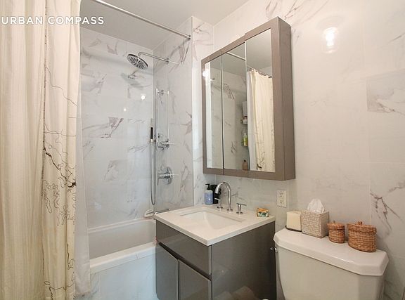 4th image of 224 Wythe Ave APT 70E