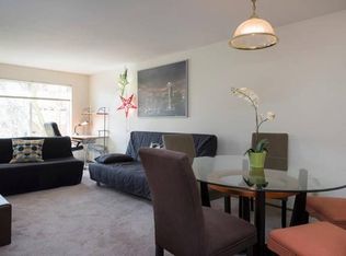 4011 Whitman Ave N APT 305, Seattle, WA 98103