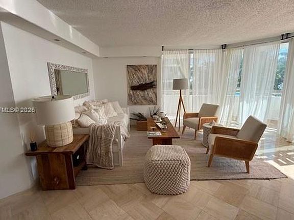 5th image of 15645 Collins Ave #Cu-206