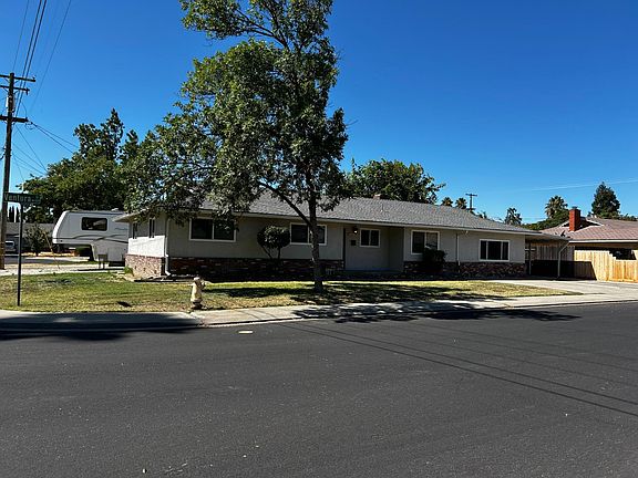 5th image of 916 Ventura Dr