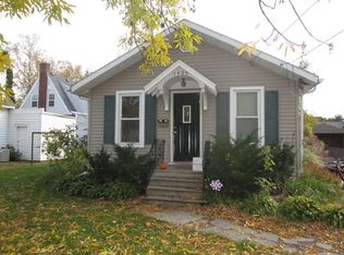 1405 S Van Buren St, Green Bay, WI 54301