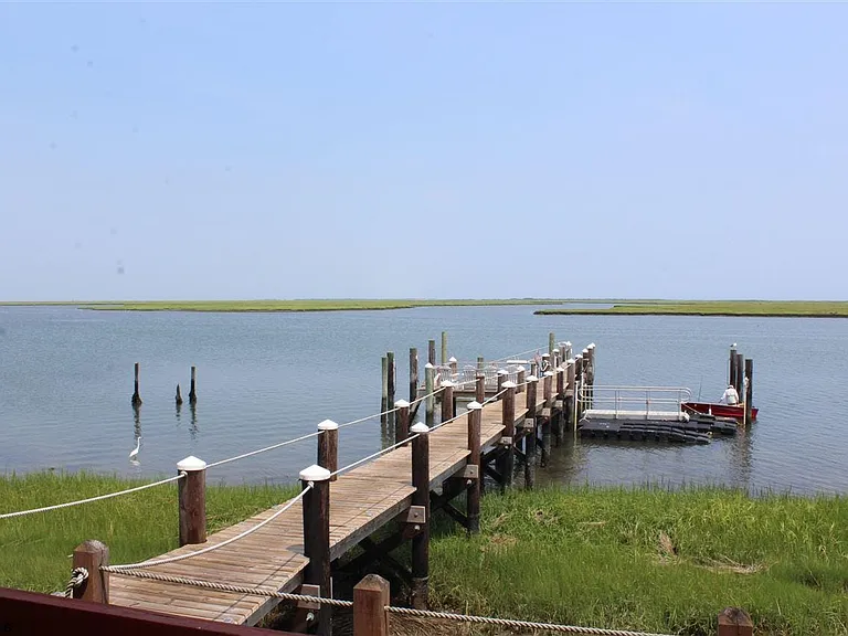 1101 E Shore Dr #C — Photo 10