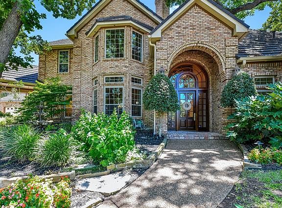 4th image of 3305 Scarborough Lane Ct