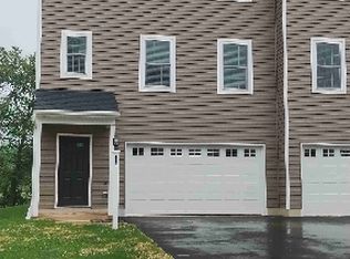 113 Meadowbrook Ln #1, New Providence, PA 17560