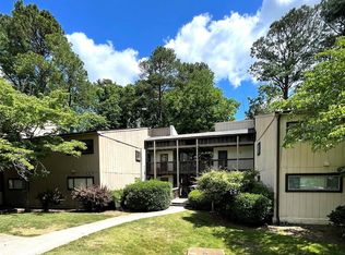 627 Pine Ridge Pl, Raleigh, NC 27609