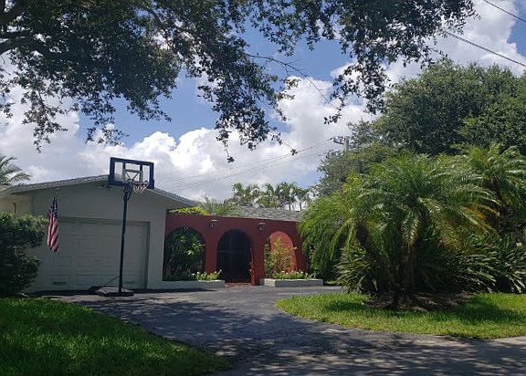 3rd image of 15610 SW 89th Ave