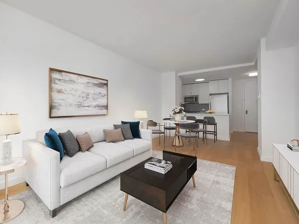 300 East 93rd Street image 1 of 10